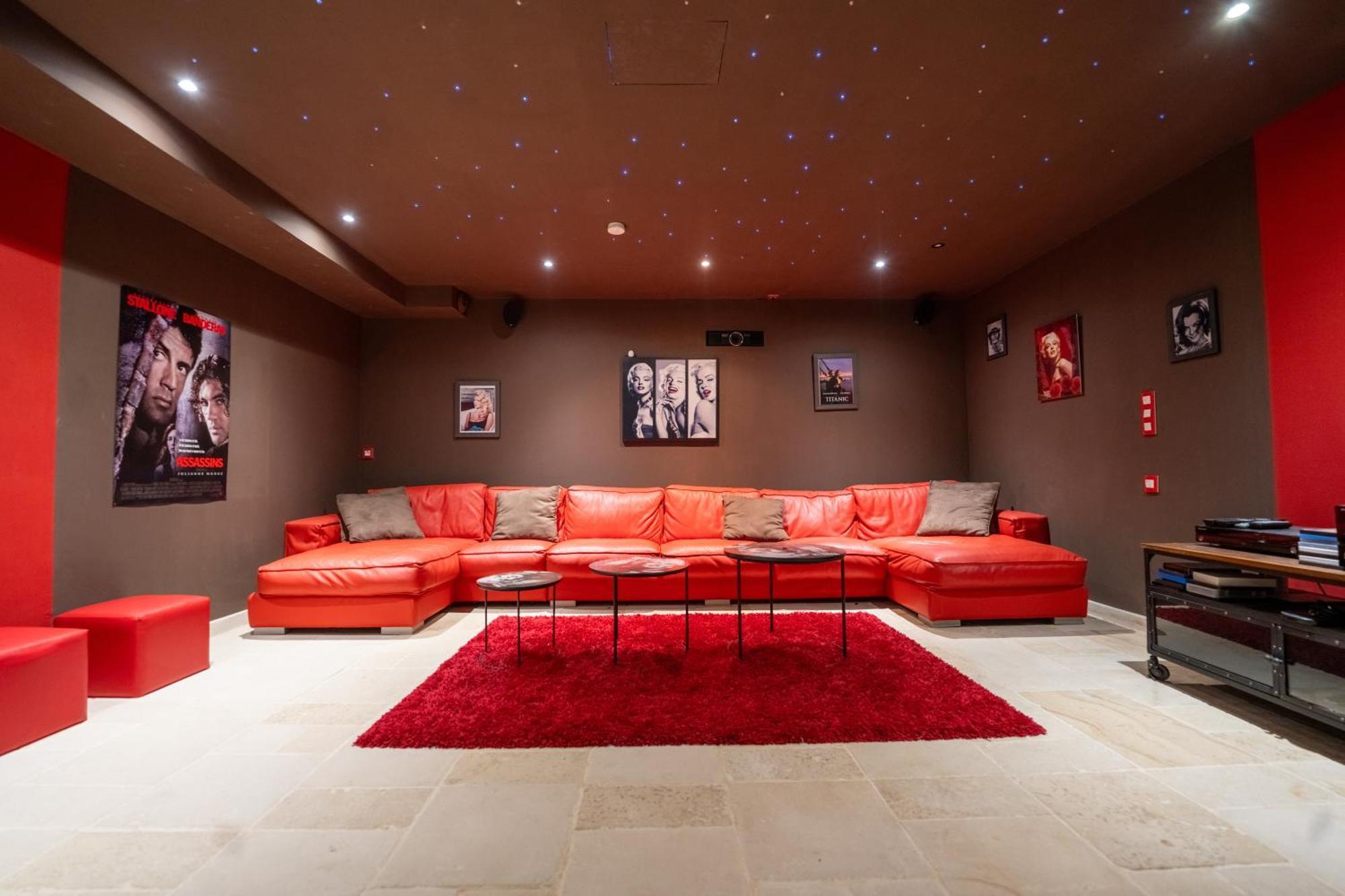 Suites de Prestige JACUZZI SAUNA HAMMAM PISCINE Mougins Cannes Grasse Eksteriør billede